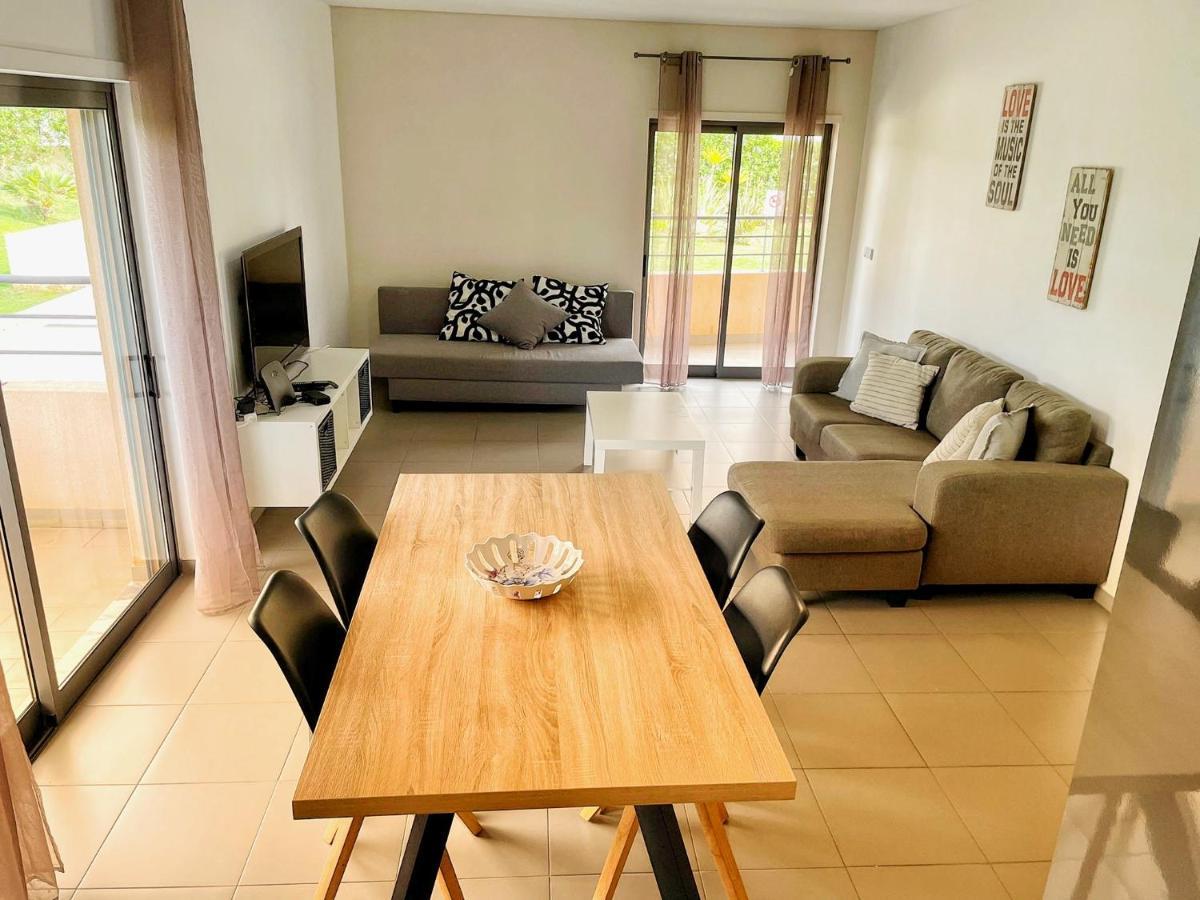 Awesome Apartment In Praia Da Rocha Portimão Extérieur photo
